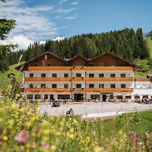 hotel-laguscei.hotelinveneto.com/